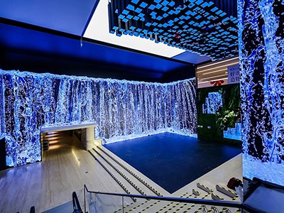 首发经济 | 全国首家全高帧 LED 影院—华夏利亚德电影中心正式落成